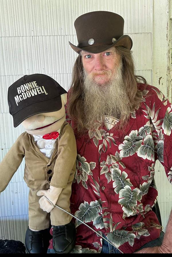 Hollywood Howie